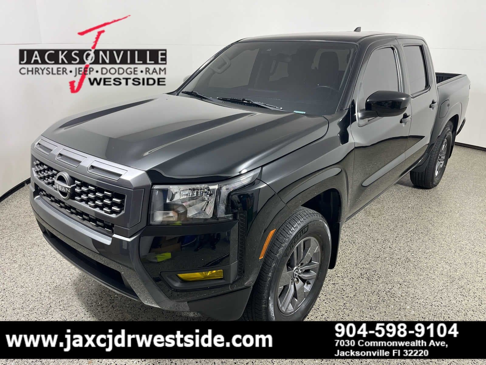 2025 Nissan Frontier SV — photo 1 of 26
