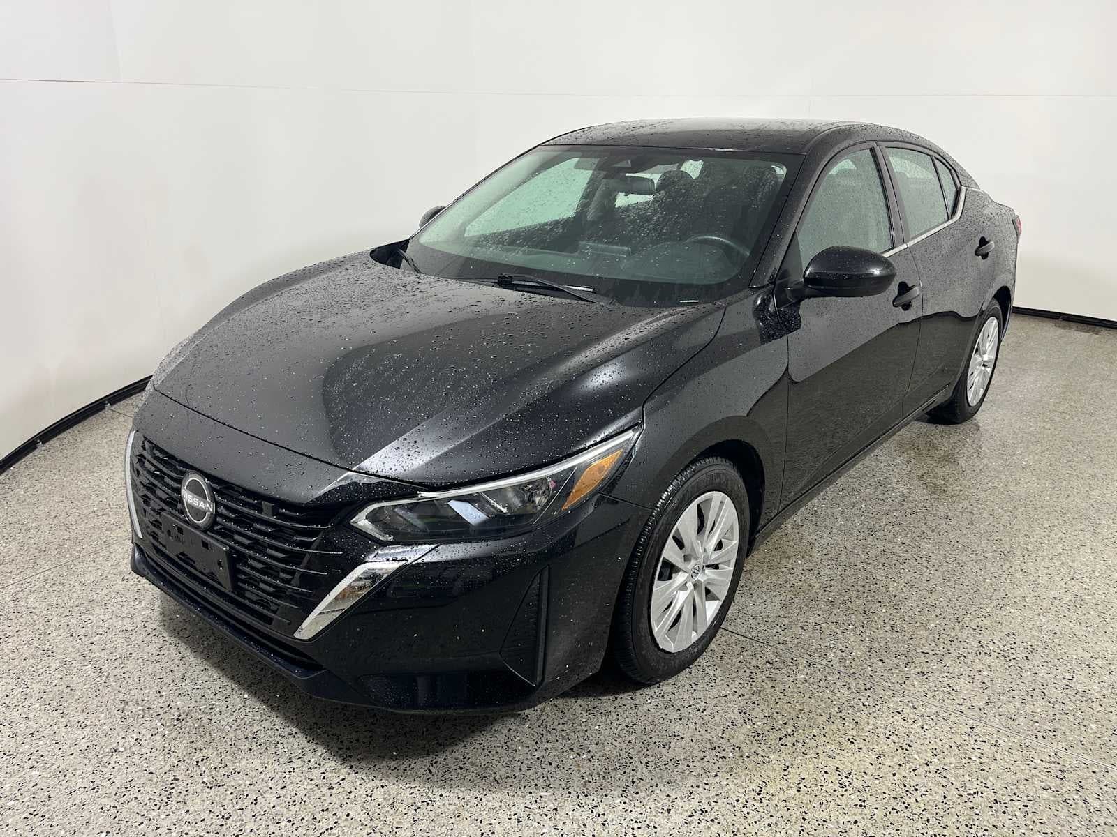2024 Nissan Sentra S — photo 1 of 5