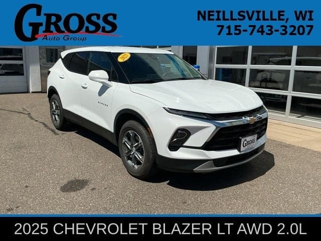 2025 Chevrolet Blazer LT — photo 1 of 29