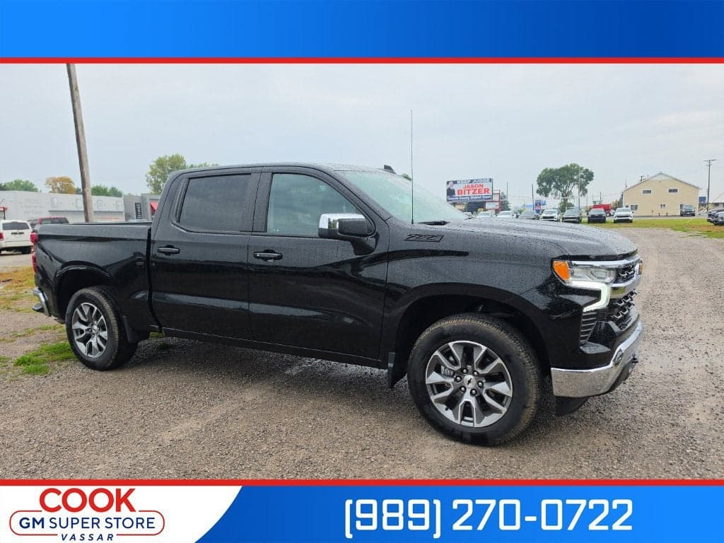 2024 Chevrolet Silverado 1500 LT — photo 1 of 10