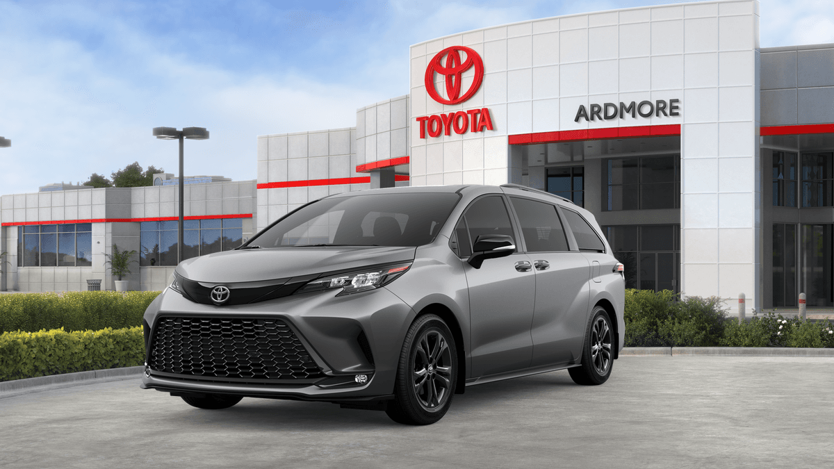 2026 Toyota Sienna XSE — photo 1 of 22