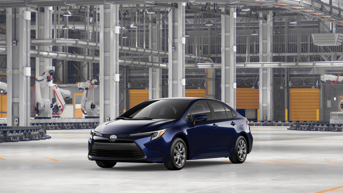 2027 Toyota Corolla Hybrid LE — photo 1 of 8