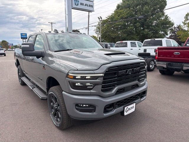 2027 RAM 2500 Laramie — photo 1 of 50