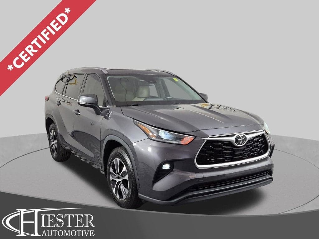 2021 Toyota Highlander XLE — photo 1 of 39
