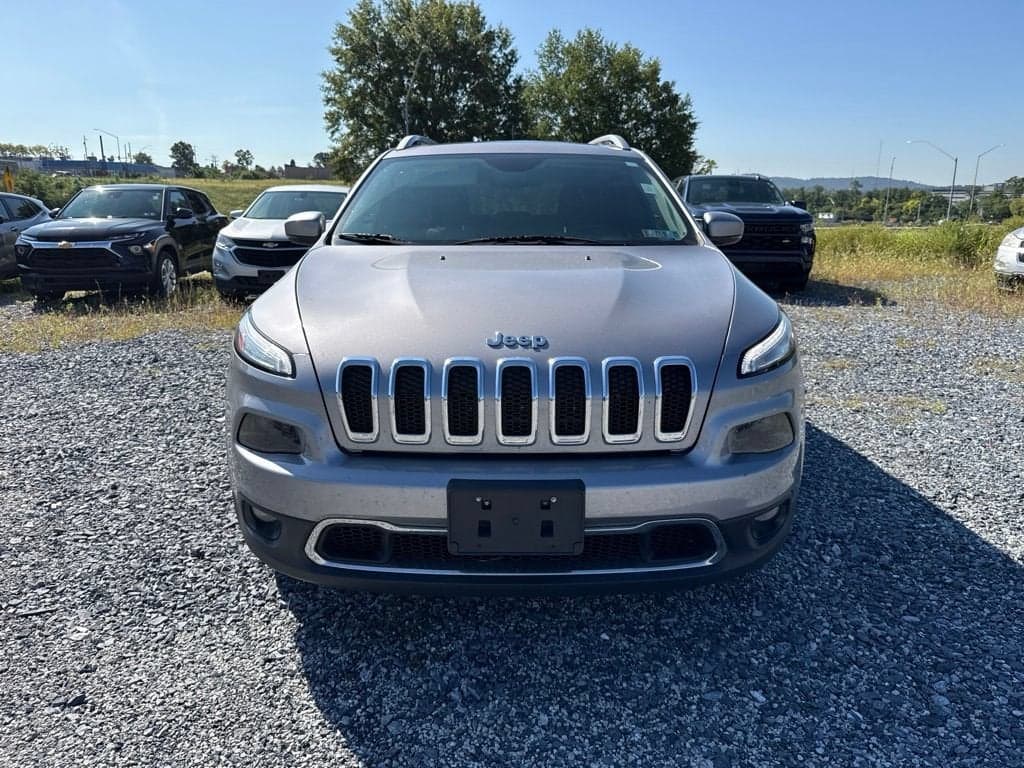 2018 Jeep Cherokee Limited — photo 1 of 21