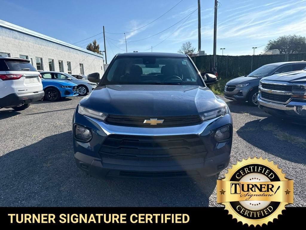 2021 Chevrolet Trailblazer LS — photo 1 of 17