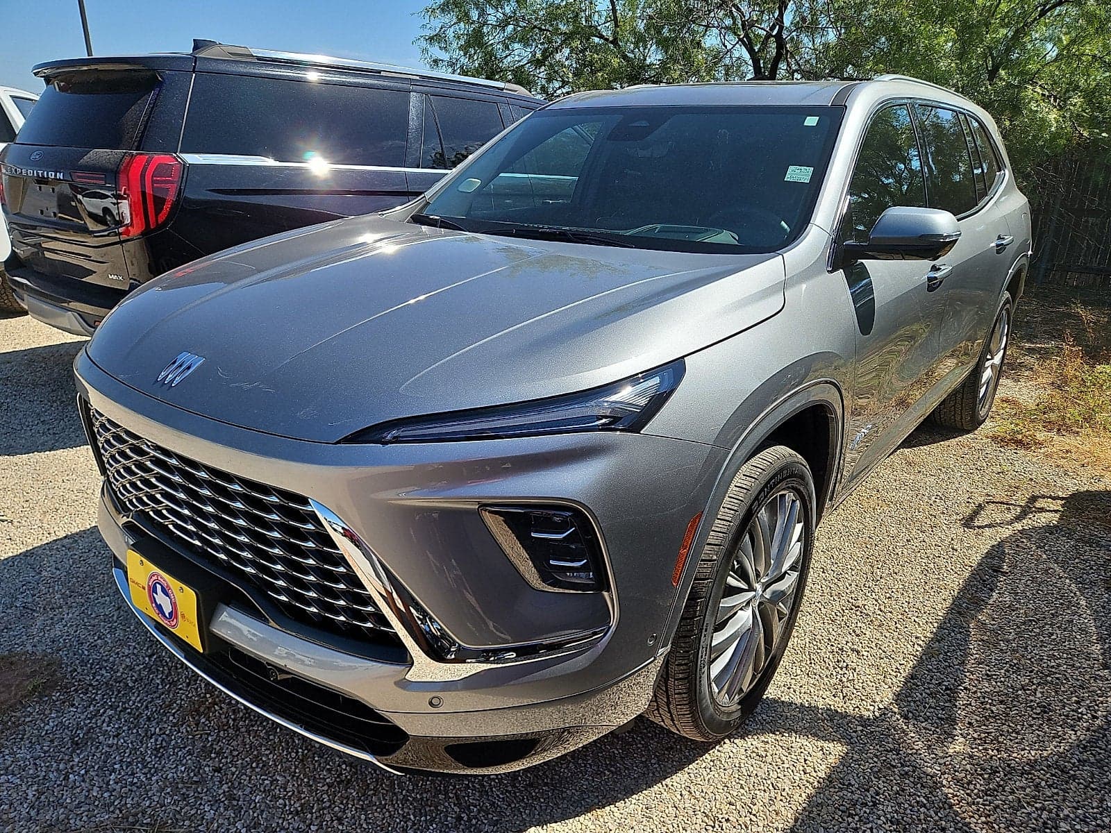 2026 Buick Enclave Avenir — photo 1 of 30