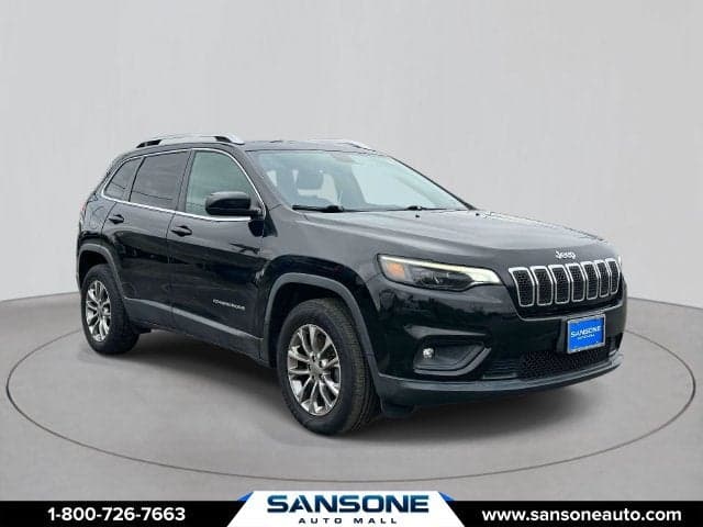 2019 Jeep Cherokee Latitude Plus — photo 1 of 32