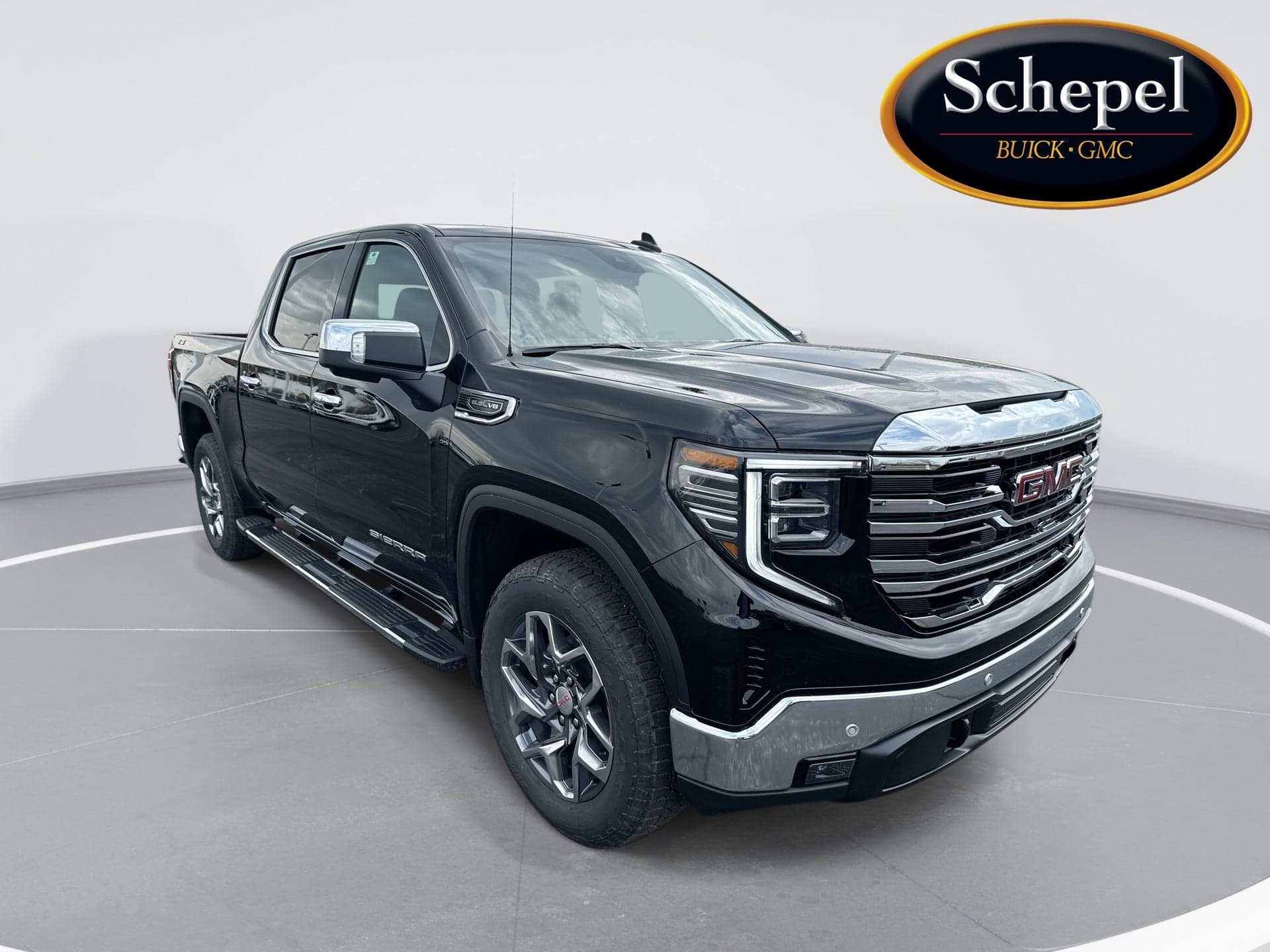 2026 GMC Sierra 1500 SLT — photo 1 of 25