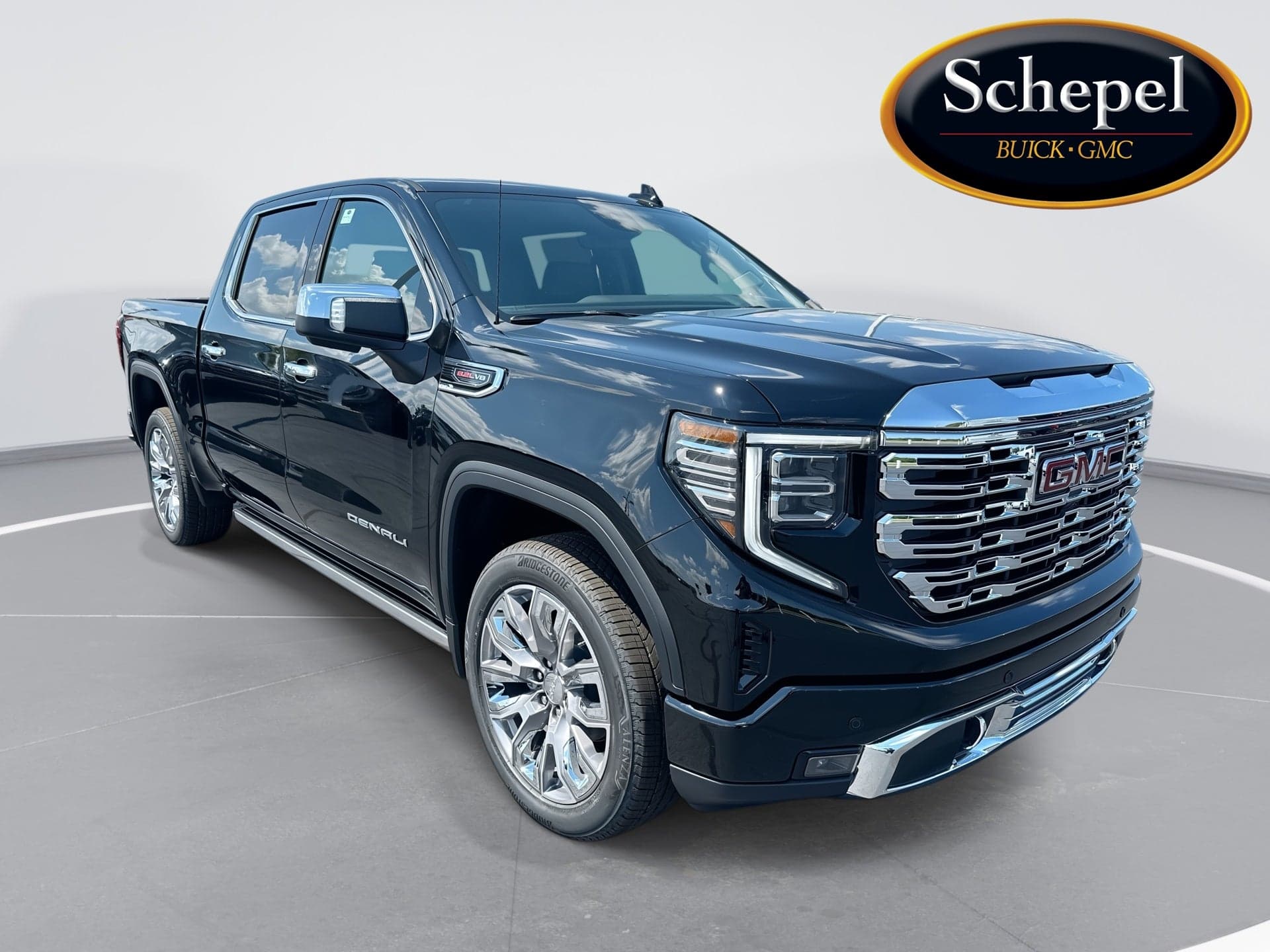 2026 GMC Sierra 1500 Denali — photo 1 of 5