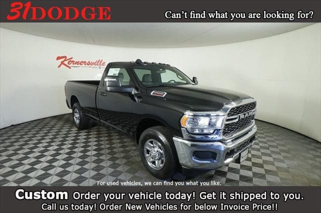 Foto de 2024 RAM 2500 Tradesman Regular Cab 4x2 8 Box
