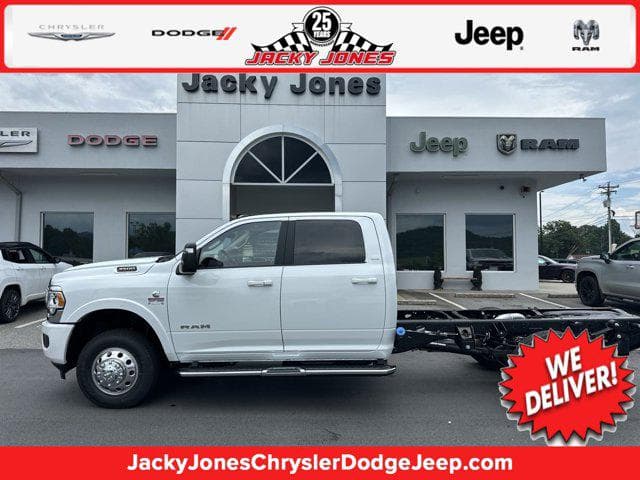 Foto de 2024 RAM 3500 Tradesman/SLT/Laramie/Limited