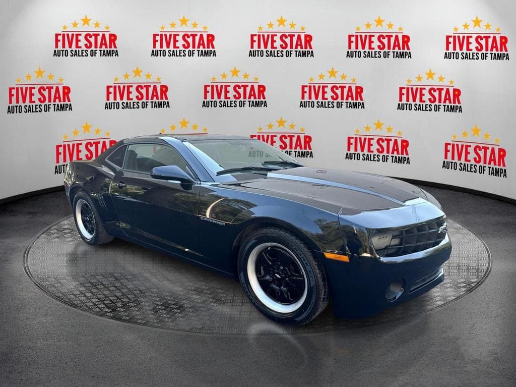 Foto de 2013 Chevrolet Camaro 1LS