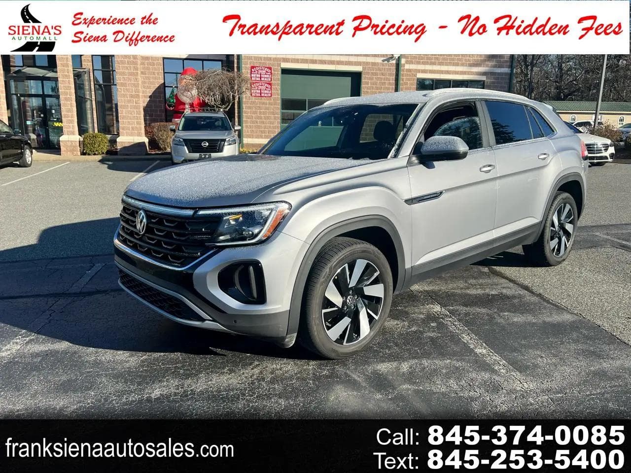 Foto de 2024 Volkswagen Atlas 2.0T SE w/Technology