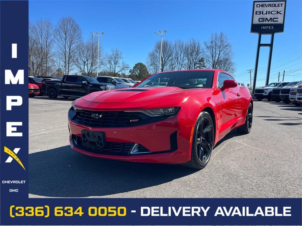 Foto de 2021 Chevrolet Camaro RWD Coupe LT1
