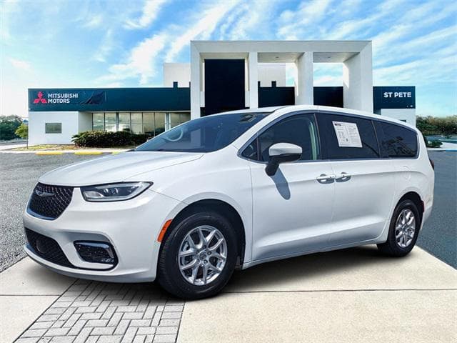 Foto de 2023 Chrysler Pacifica Touring L