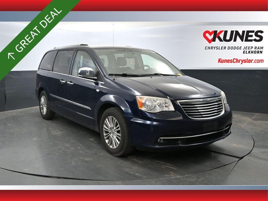 Foto de 2014 Chrysler Town & Country Touring-L 30th Anniversary