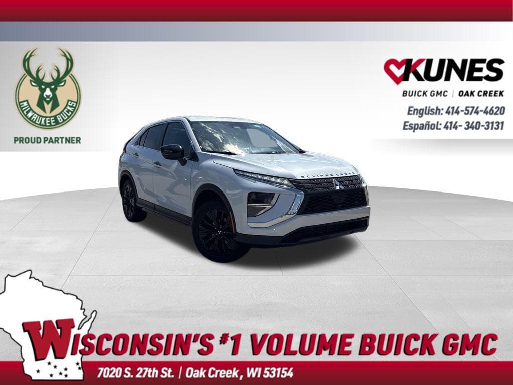 Foto de 2022 Mitsubishi Eclipse LE S-AWC