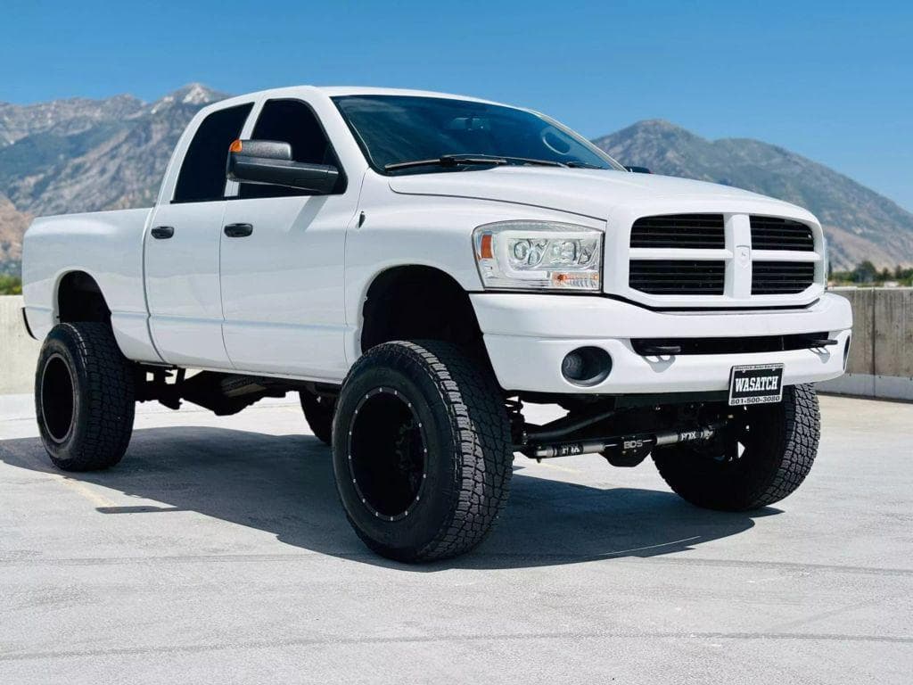 Foto de 2006 Dodge Ram 2500 SLT/TRX4 Off Road/Sport/Power Wagon