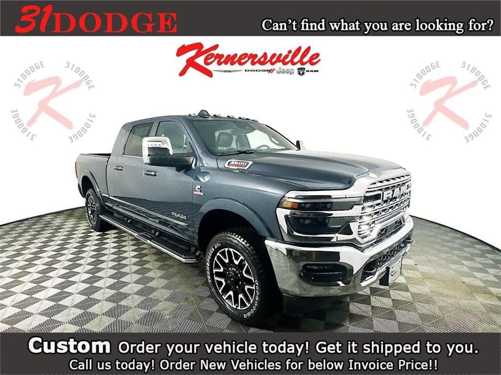 Foto de 2025 RAM 3500 Limited Mega Cab 4x4 64" Box