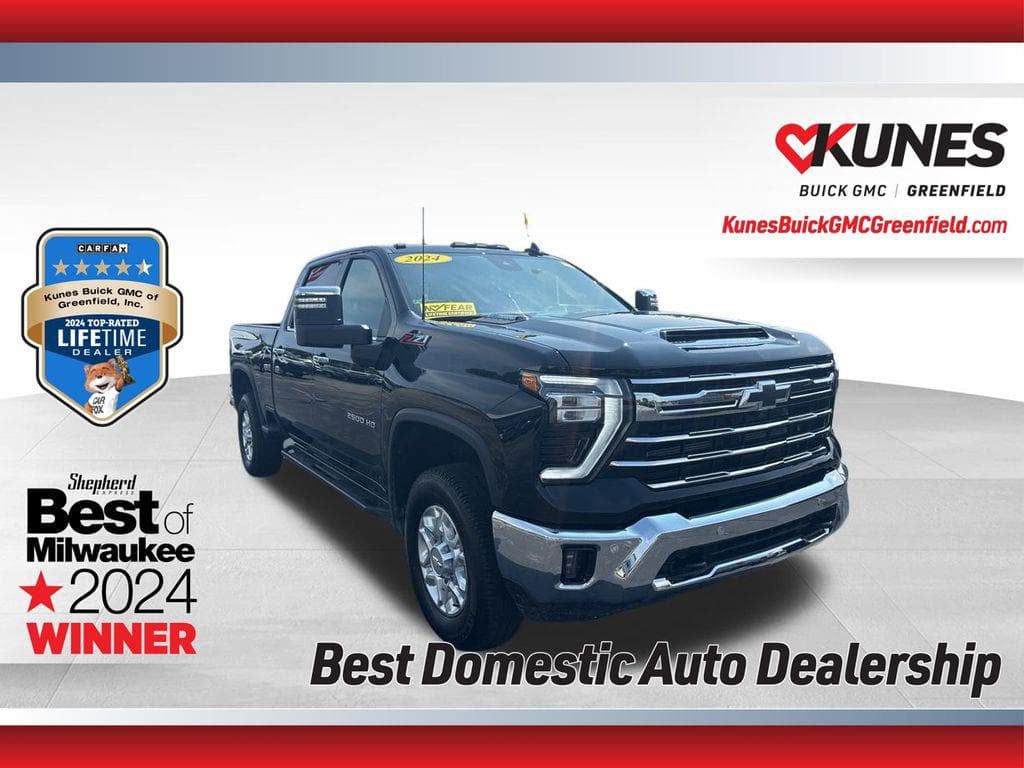 Foto de 2024 Chevrolet Silverado 2500 4WD Crew Cab Standard Bed LTZ