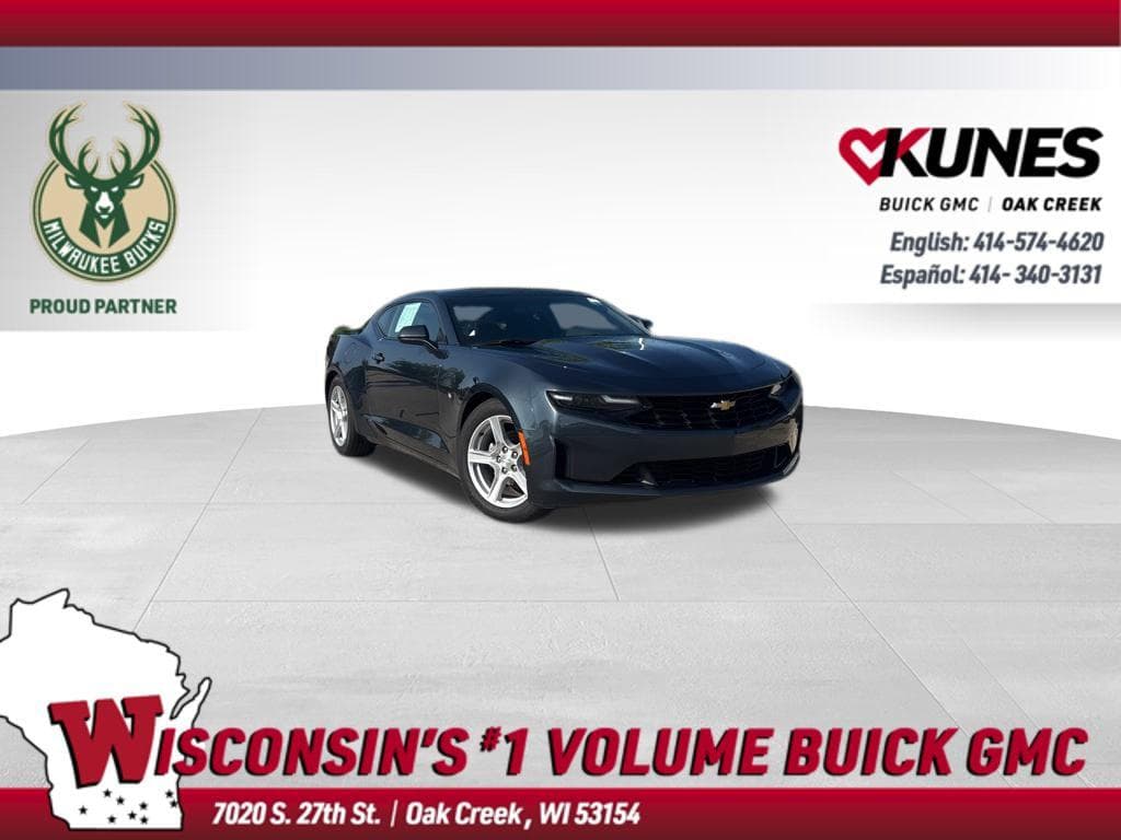 Foto de 2023 Chevrolet Camaro RWD Coupe 1LT