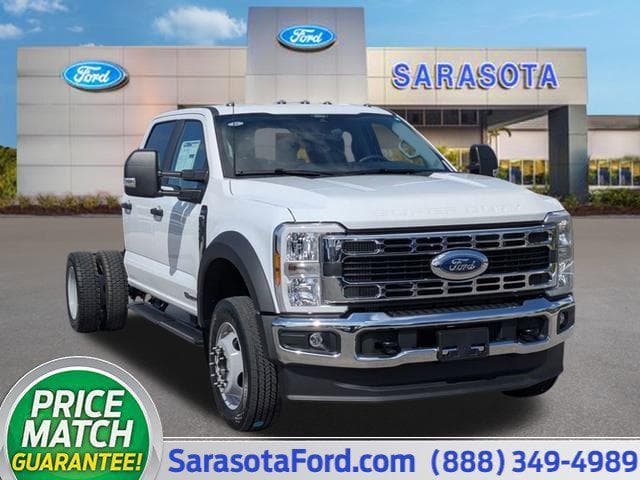 Foto de 2025 Ford F-450 Chassis XL