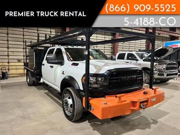 Foto de 2023 RAM 5500 Chassis Tradesman/SLT/Laramie/Limited