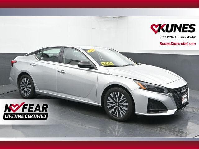 Foto de 2024 Nissan Altima SV FWD