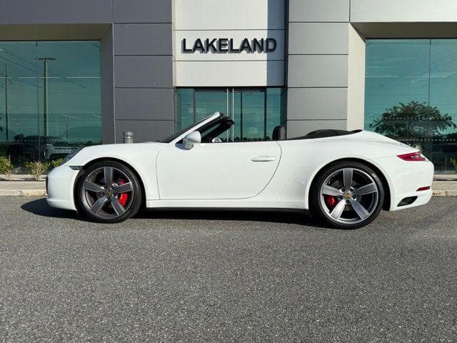 2018 Porsche 911 Carrera 4S — photo 1 of 11