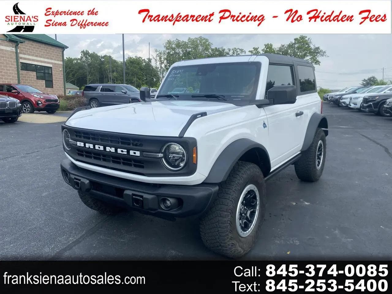 2023 Ford Bronco Black Diamond — photo 1 of 31