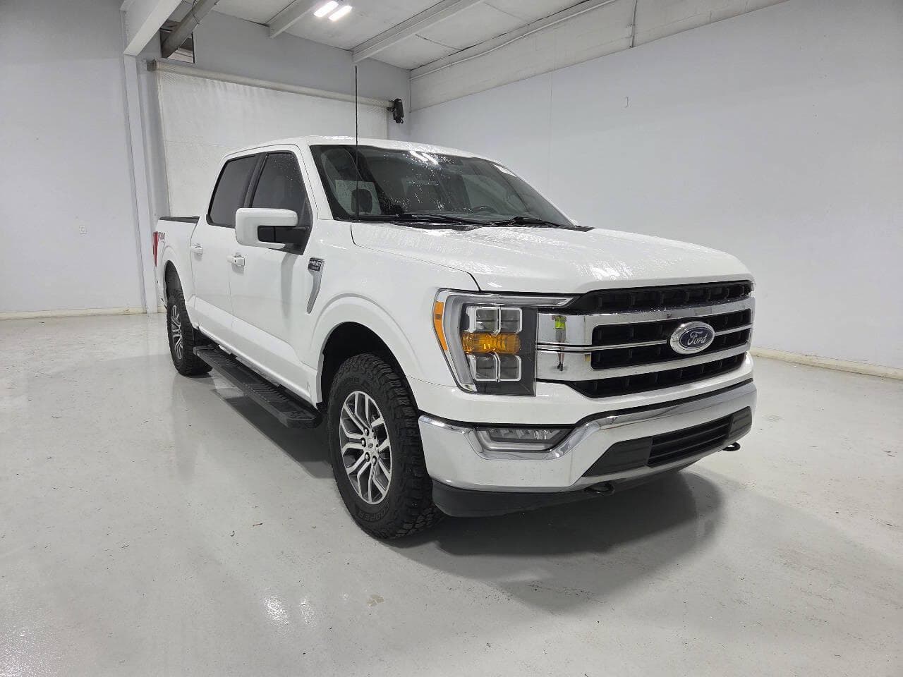 2022 Ford F-150 LARIAT — photo 1 of 18