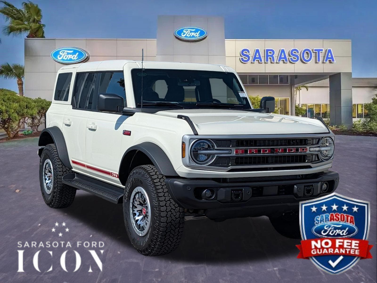 2026 Ford Bronco Outer Banks — photo 1 of 35