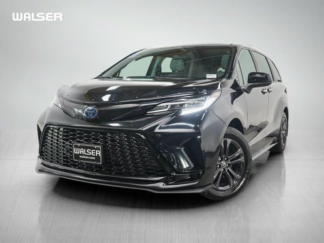 2025 Toyota Sienna XSE — photo 1 of 29