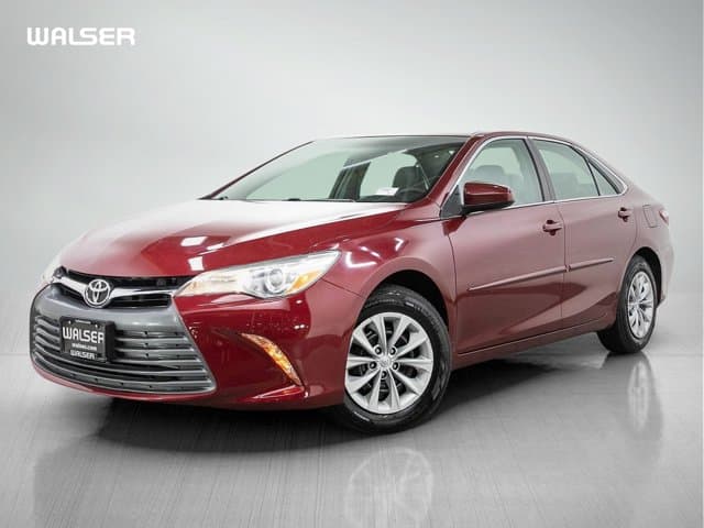 2015 Toyota Camry LE — photo 1 of 28