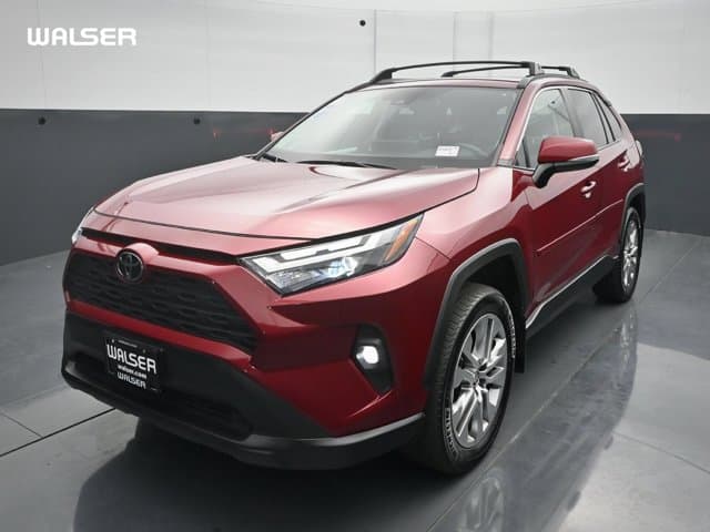 2023 Toyota RAV4 XLE Premium — photo 1 of 43