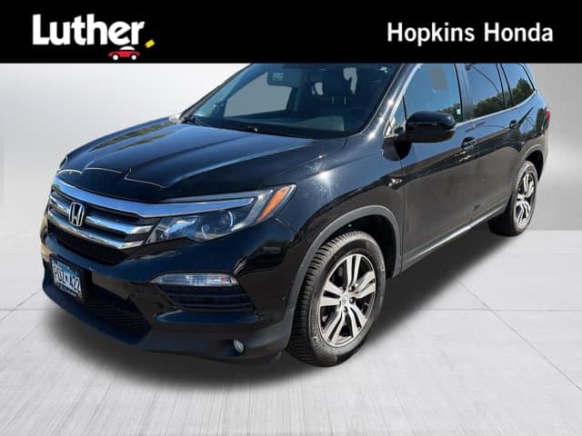 2017 Honda Pilot EX-L — photo 1 of 13