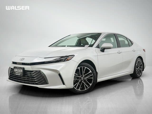2026 Toyota Camry XLE — photo 1 of 28