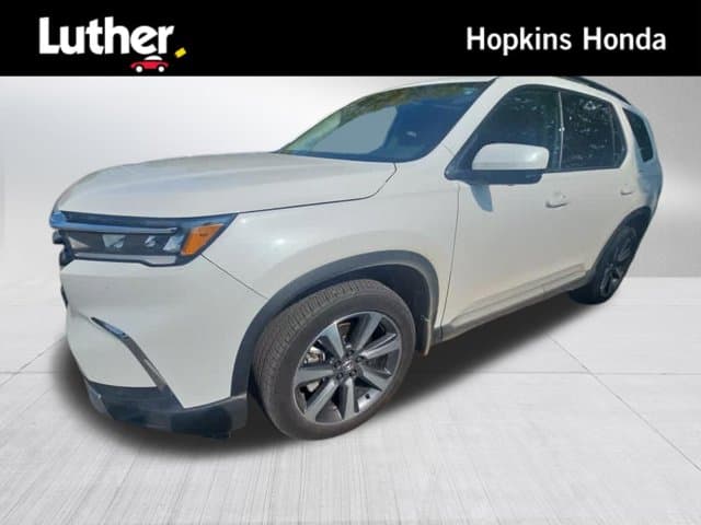 2025 Honda Pilot Elite — photo 1 of 11
