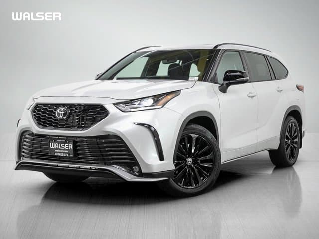2025 Toyota Highlander XSE — photo 1 of 30