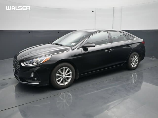 2019 Hyundai Sonata SE — photo 1 of 37