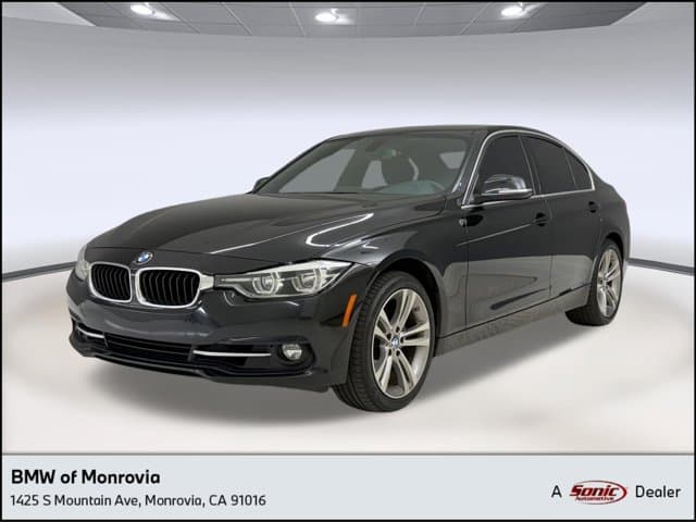 2018 BMW 3 Series 330i — photo 1 of 12