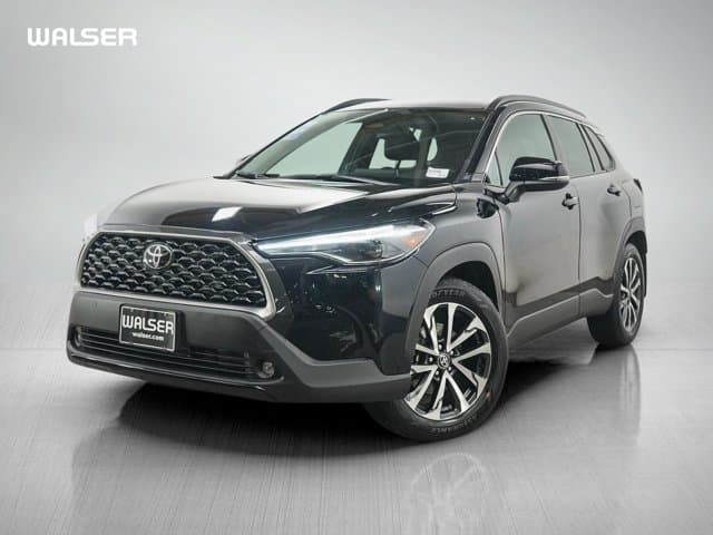 2024 Toyota Corolla Cross XLE — photo 1 of 30