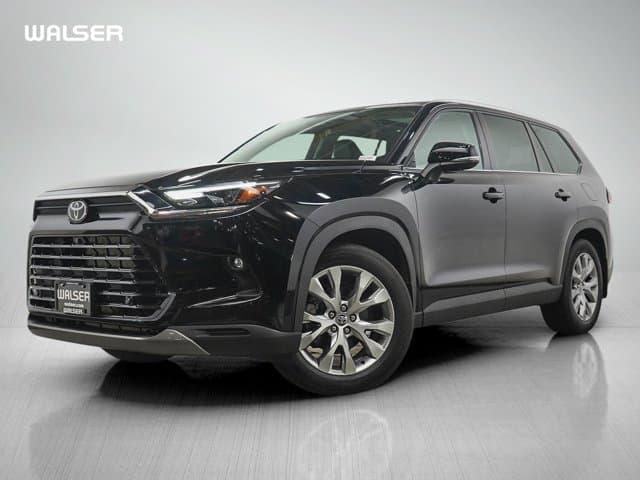 2025 Toyota Grand Highlander Limited — photo 1 of 32