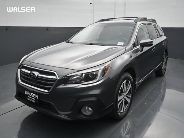 2018 Subaru Outback Base — photo 1 of 40