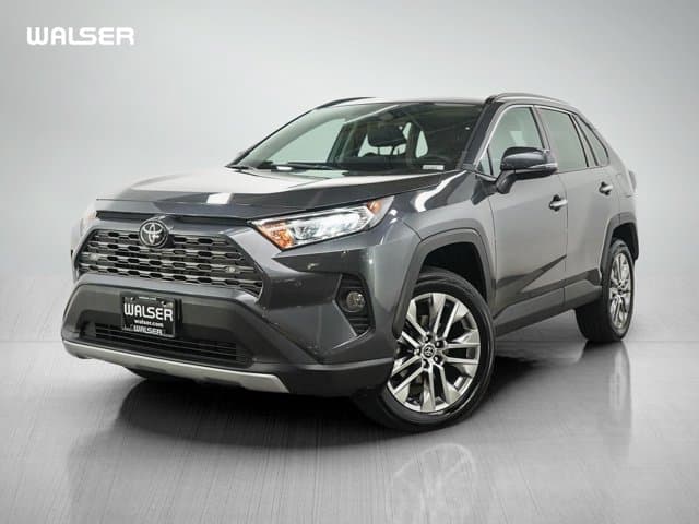 2021 Toyota RAV4 Limited — photo 1 of 31