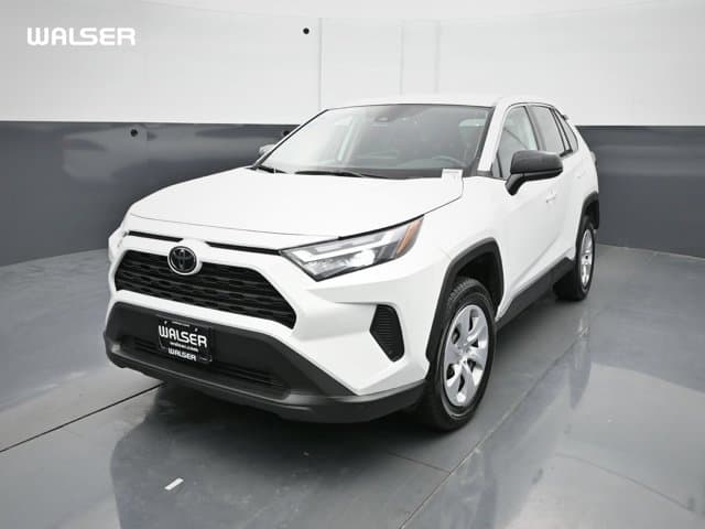 2024 Toyota RAV4 LE — photo 1 of 43