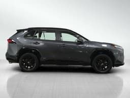 Extra Photo