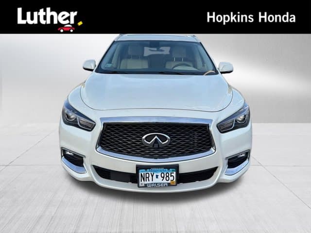 2017 INFINITI QX60 Base — photo 1 of 13