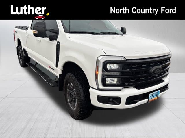2024 Ford Super Duty F-250 SRW LARIAT — photo 1 of 15
